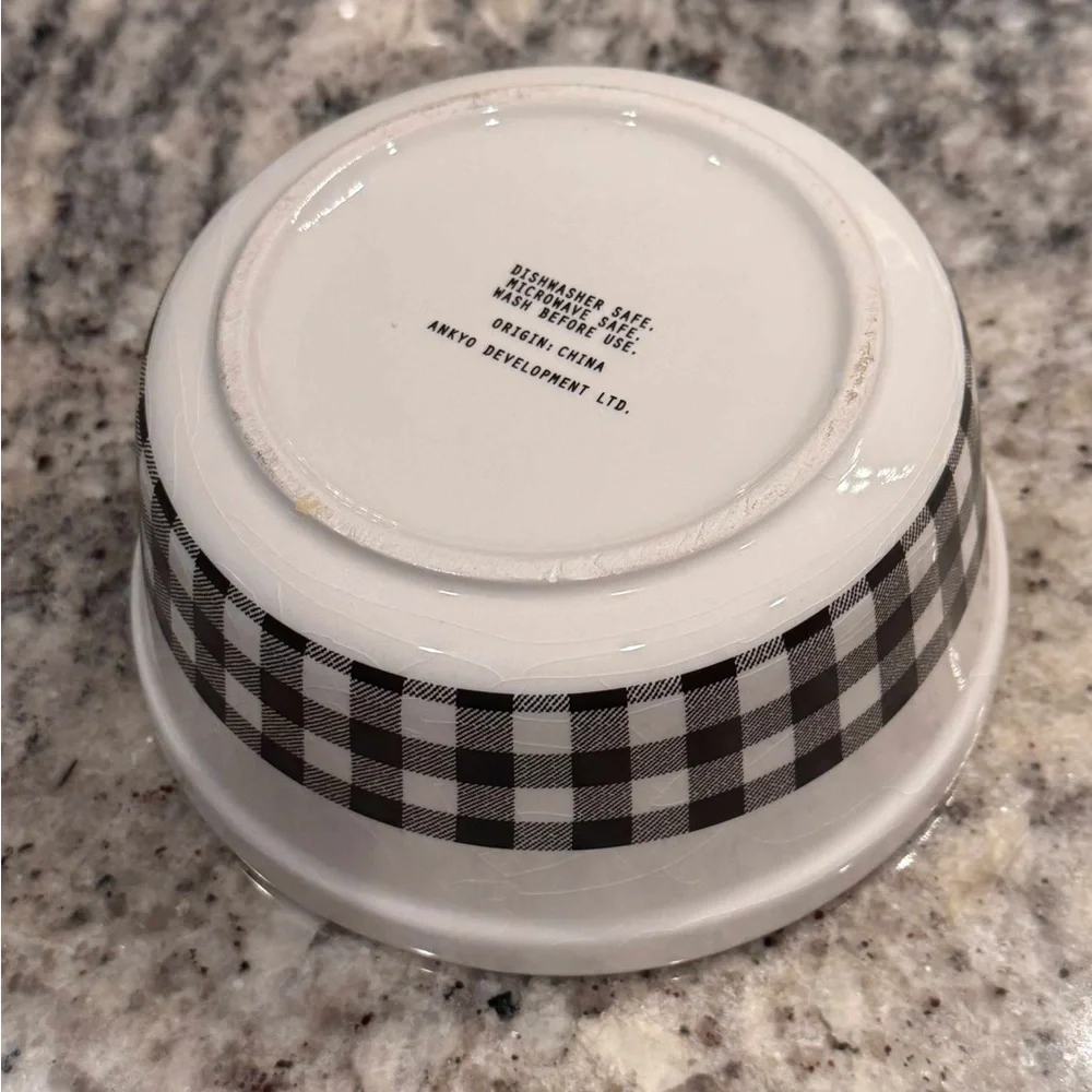 Plaid Ceramic mini Dish with Lid 3x7in